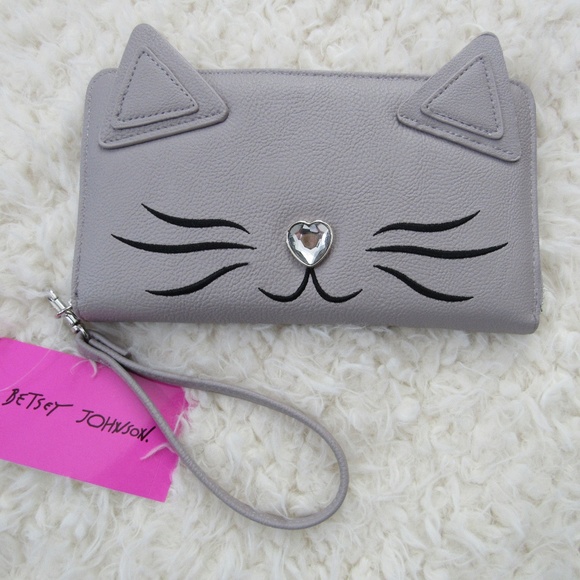 Betsey Johnson Handbags - Betsey Johnson cute Wristlet Wallet